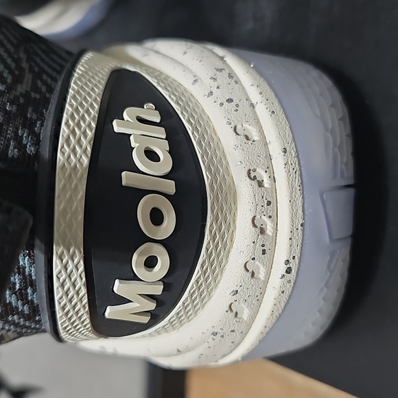 Moolah Neovolt Pro V2 Athletic Shoes - Black and White New Size 6 - Picture 9 of 13